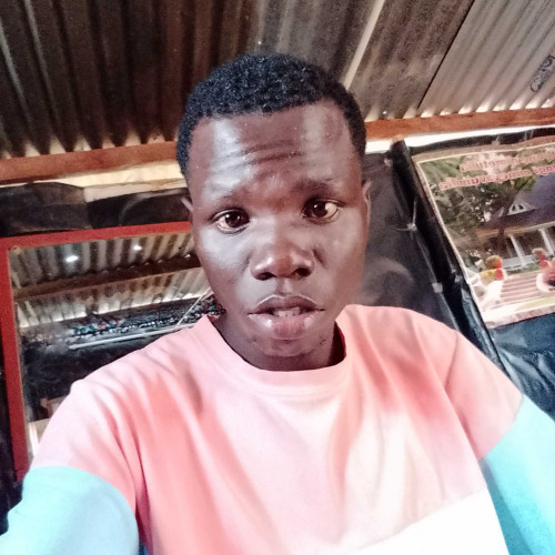 Emax O. profile photo