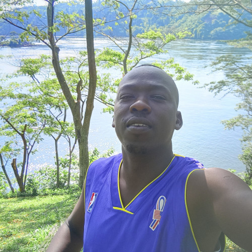 ronard m. profile photo