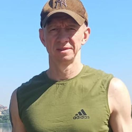 Aleksandr Y.