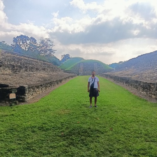 Carbajalito C. profile photo