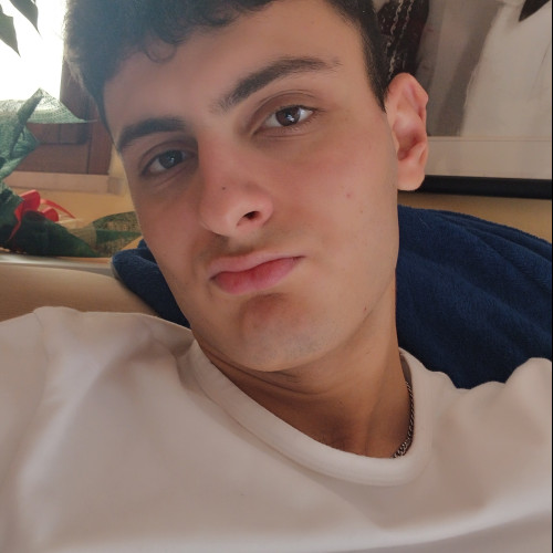 lorenzo v. profile photo