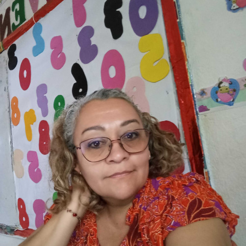 Nury G.