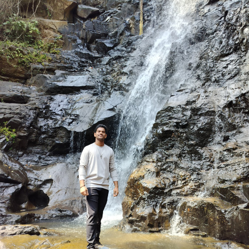 Rolan L. profile photo