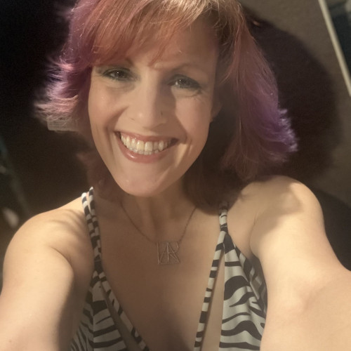 Lizz W. profile photo