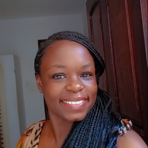 Effie  b. profile photo