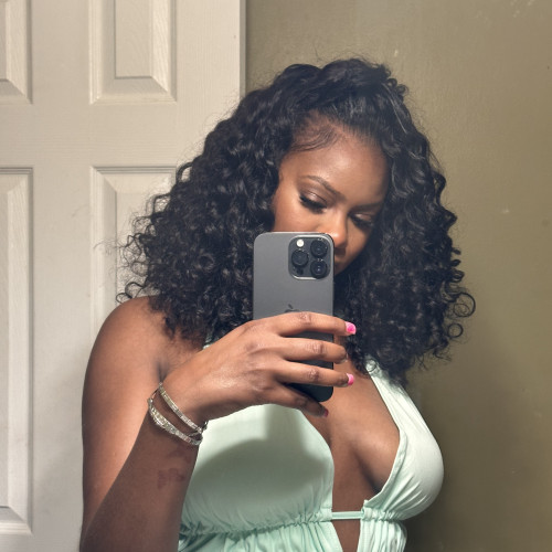 Ashley J. profile photo