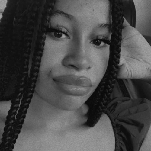 Lilian C.