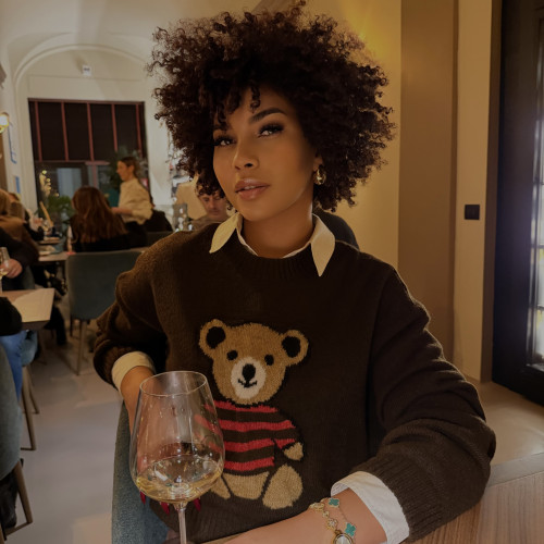 Adri R. profile photo