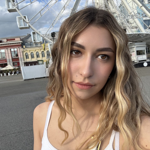 Amelia L. profile photo