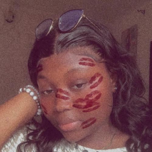 favorite  I. profile photo