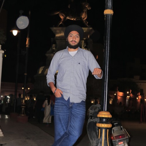 Akaashbeer Singh  M. profile photo