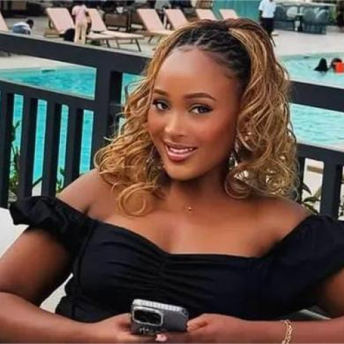 AMELIA J. profile photo