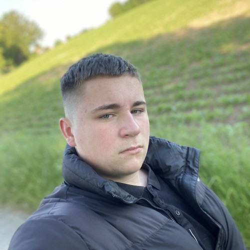Yannick R. profile photo