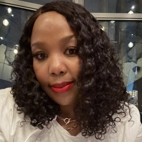 Lindiwe M. profile photo