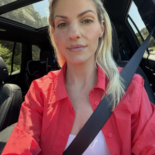 Avery J. profile photo