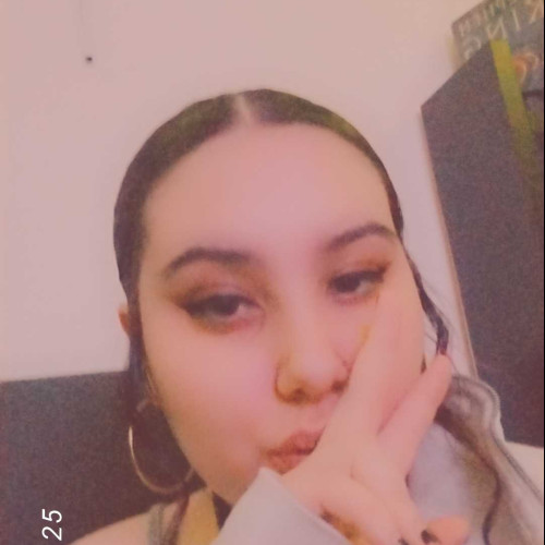 ivy b. profile photo