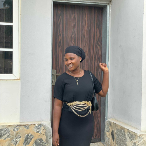 Roseline O. profile photo