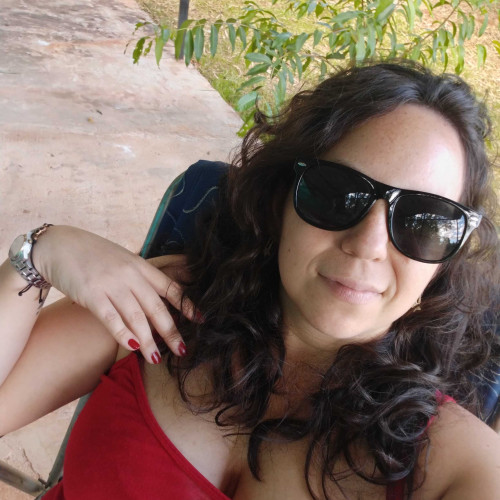 Yanina V.