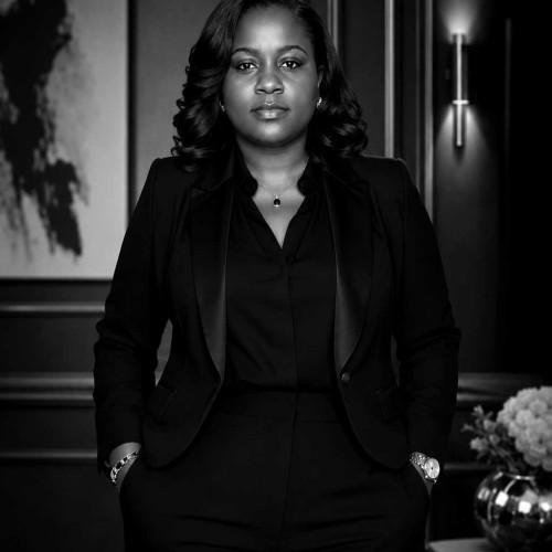 NOELA R. profile photo