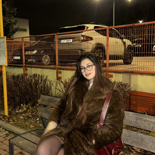 yasmina E.
