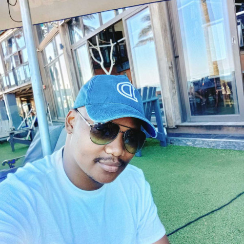 zwelihle z. profile photo