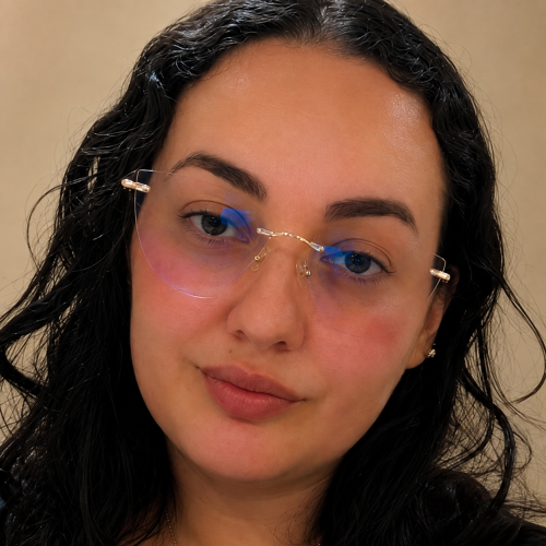 andrea r. profile photo