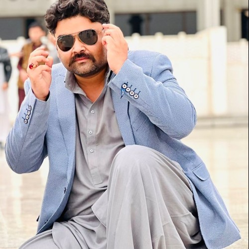 Zeeshan a.
