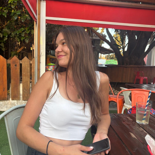 Lili D. profile photo