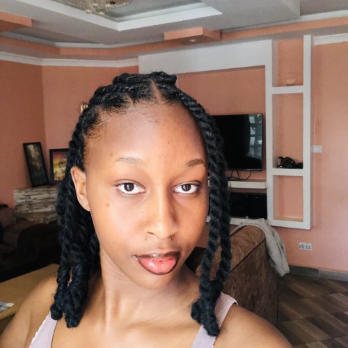 Chelsea L.