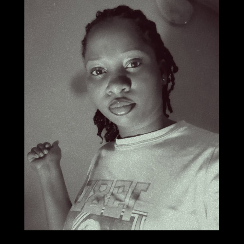 Luna P. profile photo