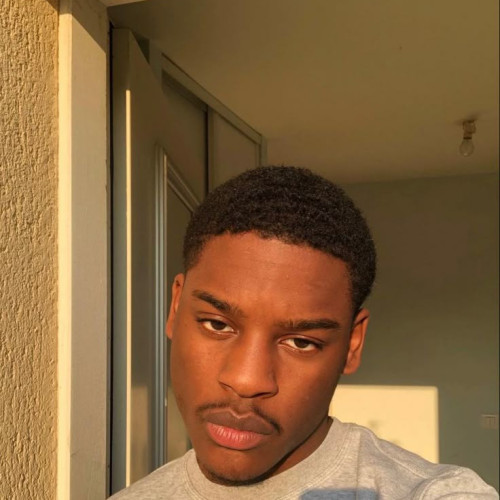 Eli  E. profile photo