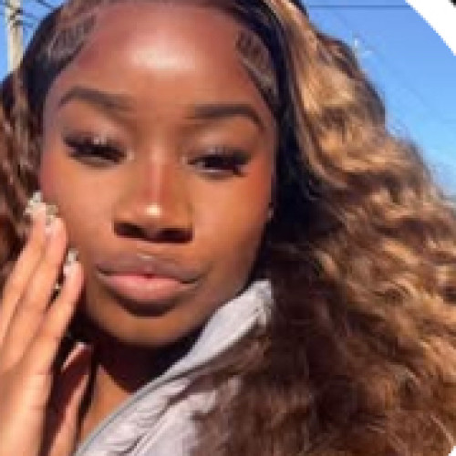 Mia  J. profile photo