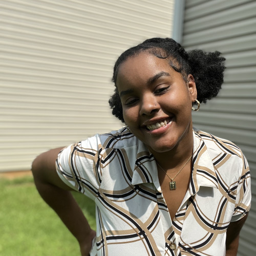 Iyana M. profile photo