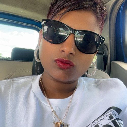 Dee C. profile photo