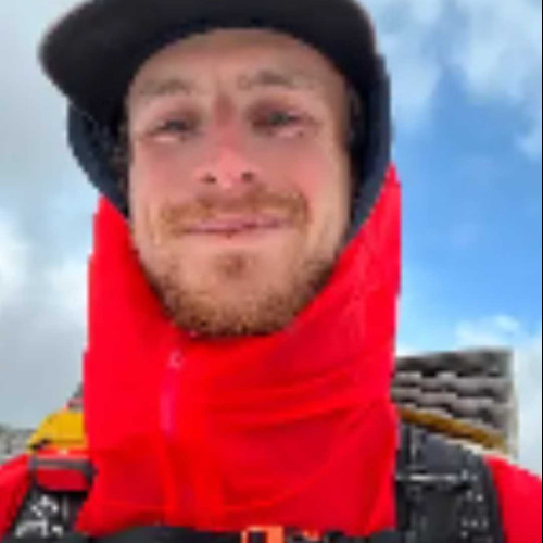 G I J. profile photo