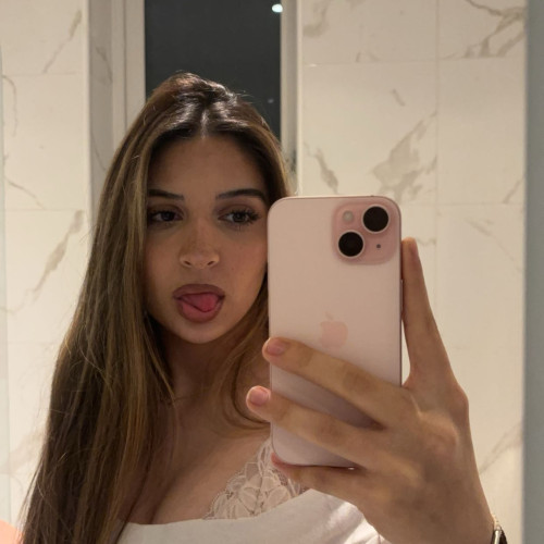 camilla s. profile photo