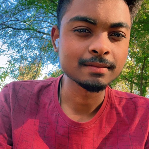 AyusH Y.
