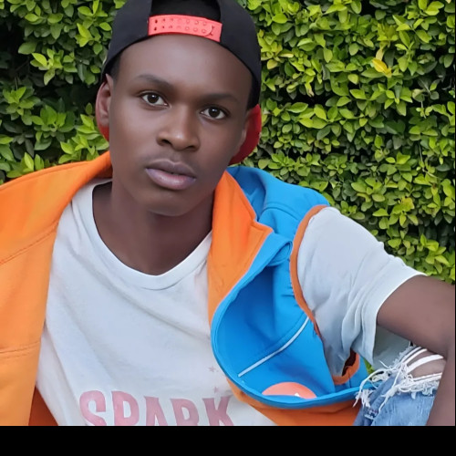 Evoe R. profile photo
