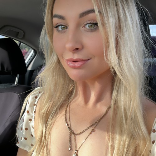 Tea  M. profile photo