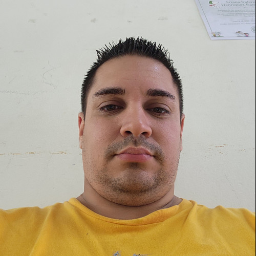 Carlos L. profile photo