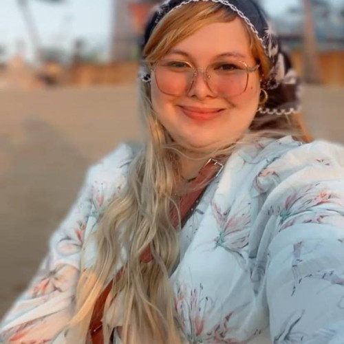 YLLYZA D. profile photo