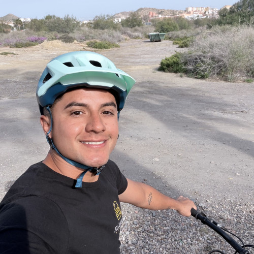 Andres R. profile photo
