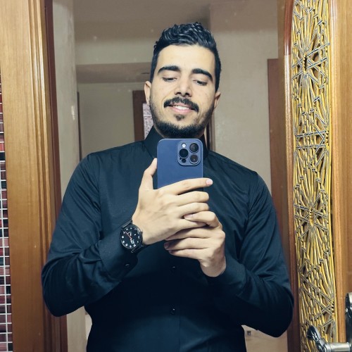 Oumnay M. profile photo