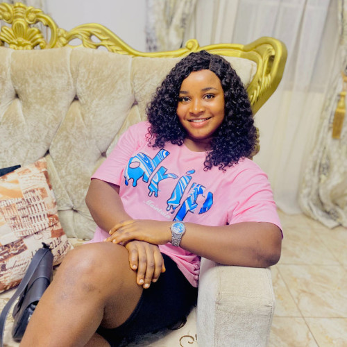 Favour E. profile photo