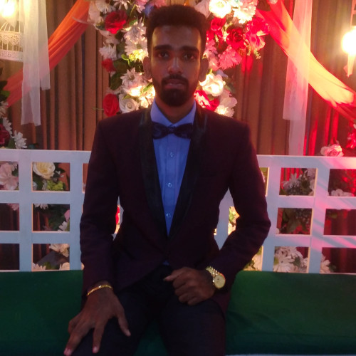 Ravidu Ashan  M. profile photo