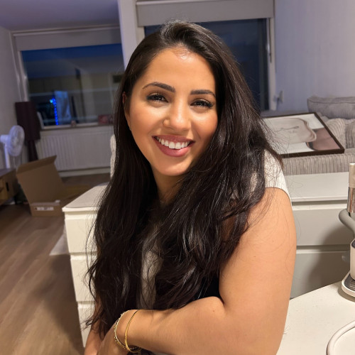 Selina S. profile photo