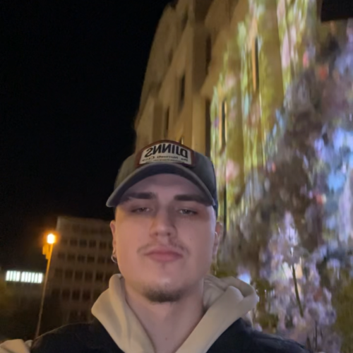 Alexander  R. profile photo