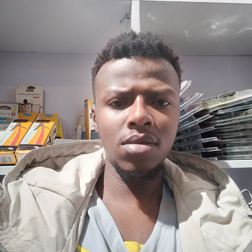 Cyrus  W. profile photo