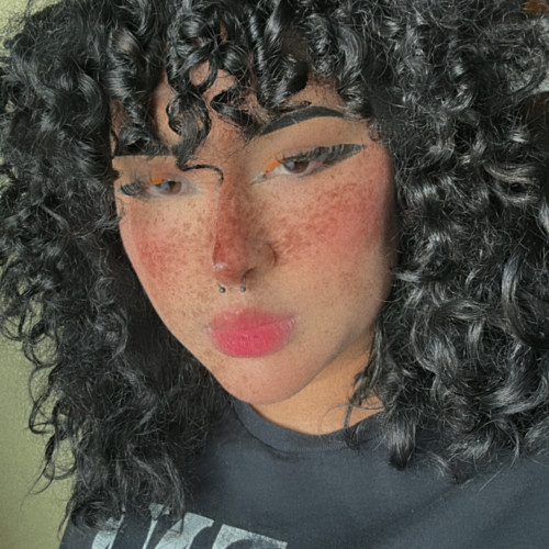 CLASSY R. profile photo