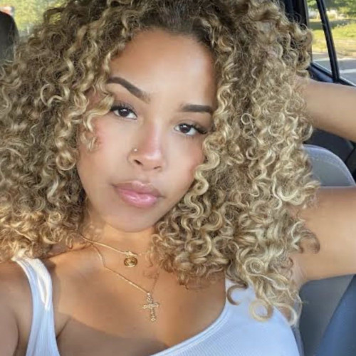 Victoria M. profile photo